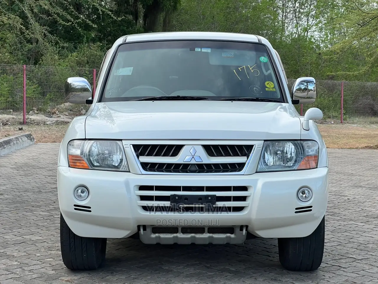Mitsubishi Pajero 2005 White