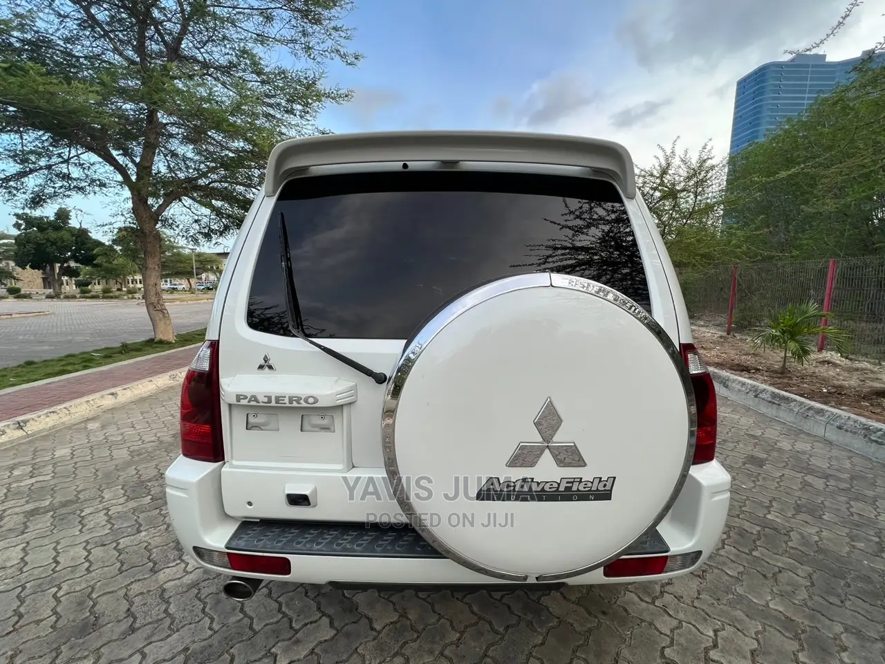 Mitsubishi Pajero 2005 White