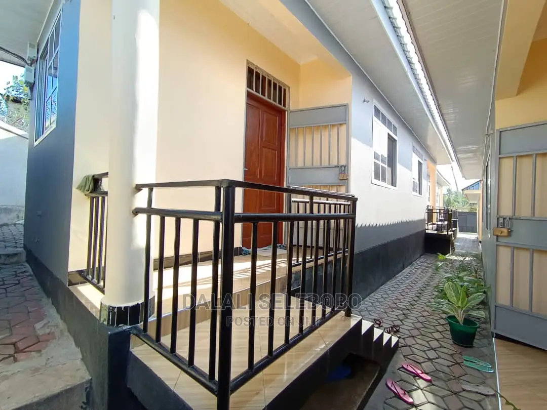 1bdrm Apartment in Kimara for Rent