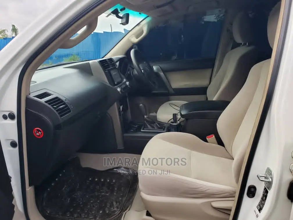 Toyota Land Cruiser Prado 2015