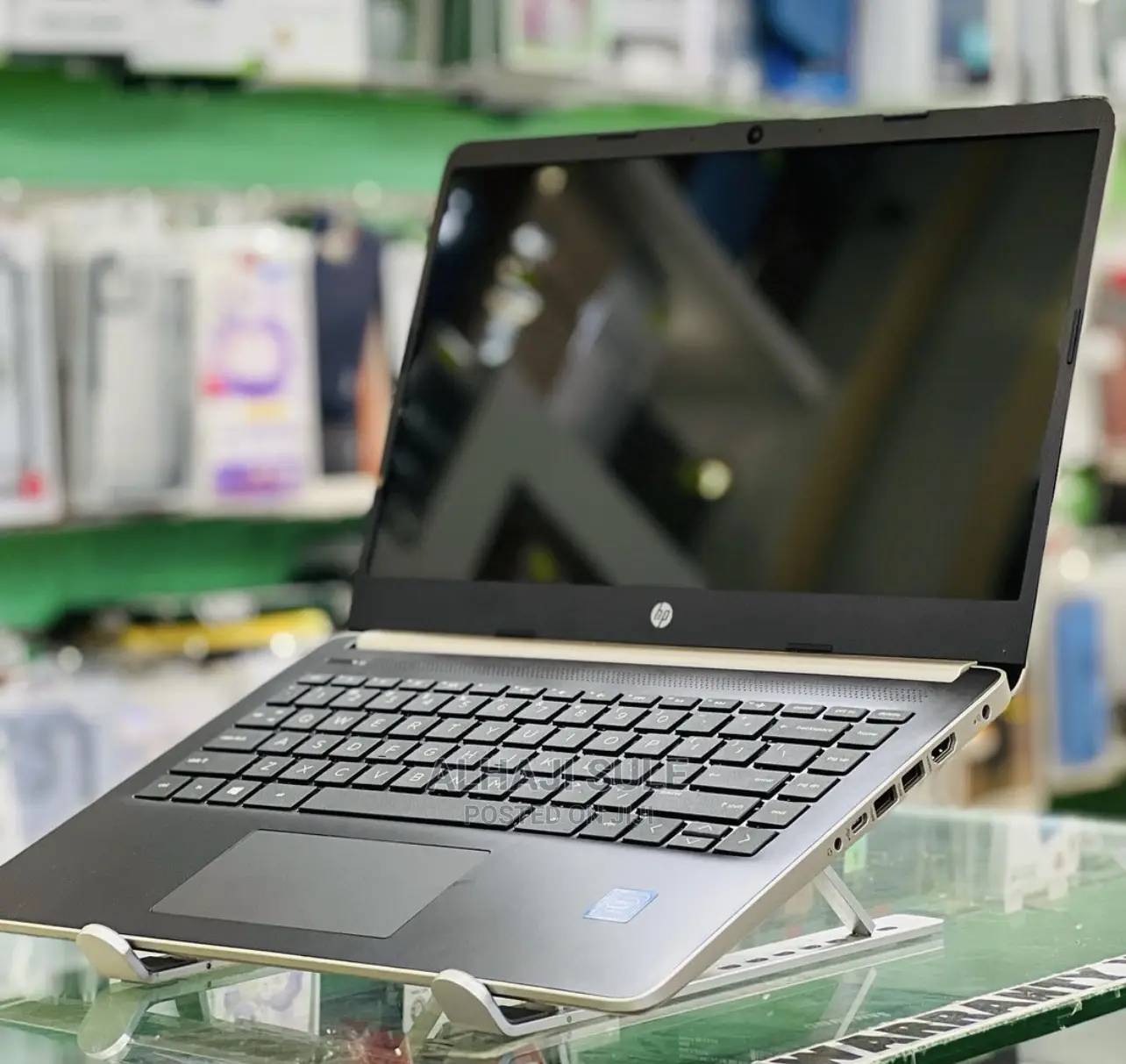Laptop HP 14-Dq1025cl 8GB Intel Core I3 HDD 1T