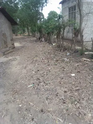 Kiwanja Kinauzwa Kibaha Msangani