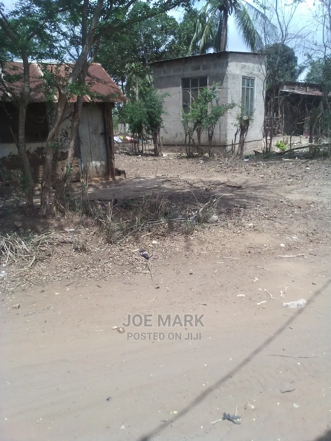 Kiwanja Kinauzwa Kibaha Msangani