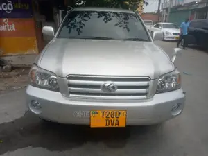 Toyota Kluger 2004 Silver