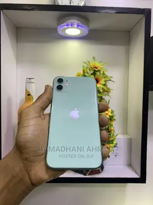Apple iPhone 11 128 GB Green