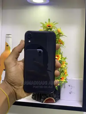 Apple iPhone XR 64 GB Black