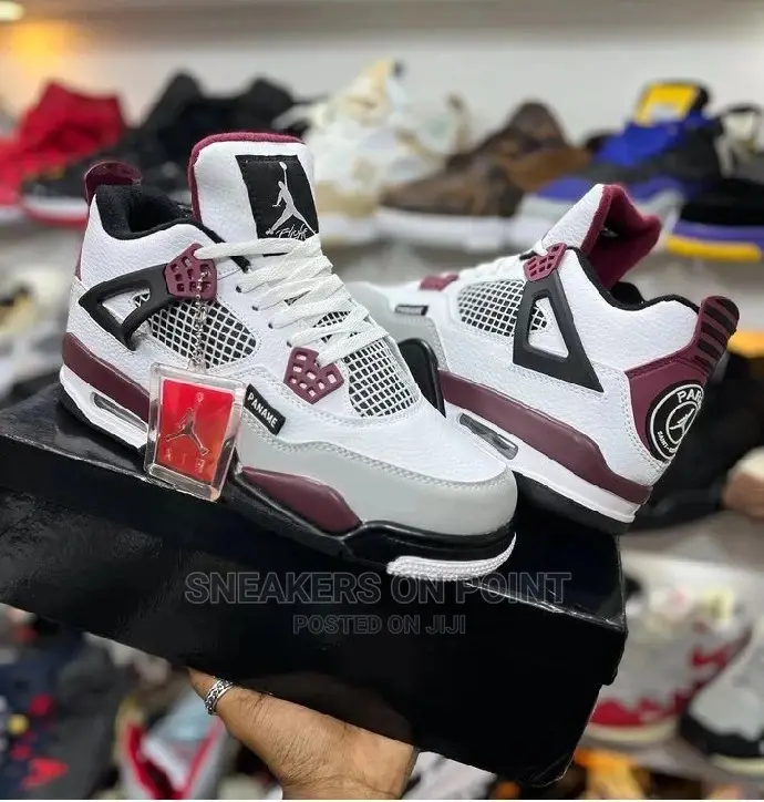 Air Jordan 4 PARIS