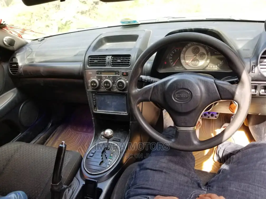 Toyota Altezza 2001 Silver