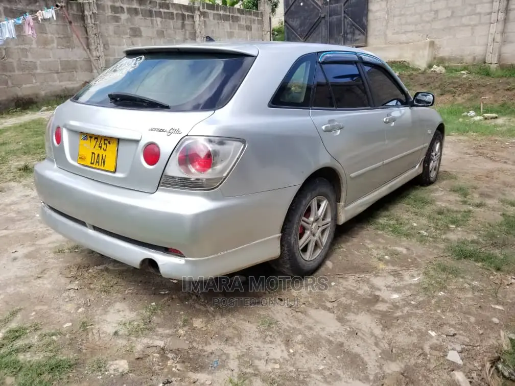 Toyota Altezza 2001 Silver