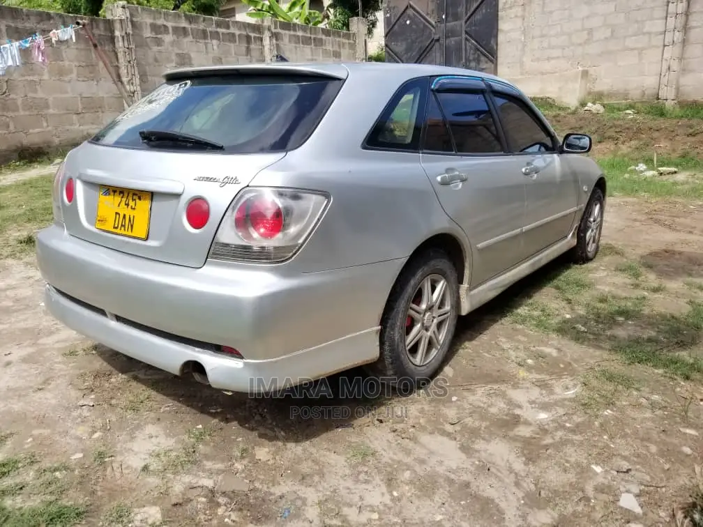Toyota Altezza 2001 Silver