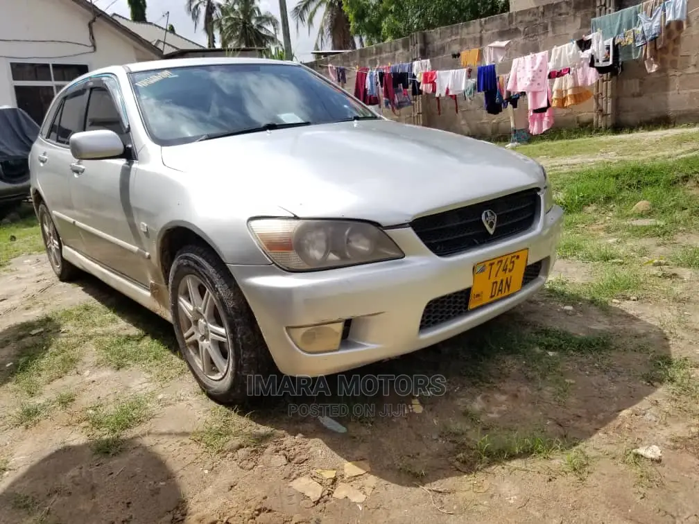 Toyota Altezza 2001 Silver