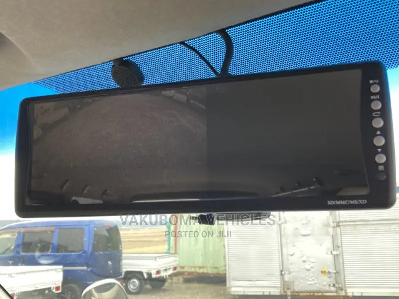 Toyota HiAce 2007 Gold