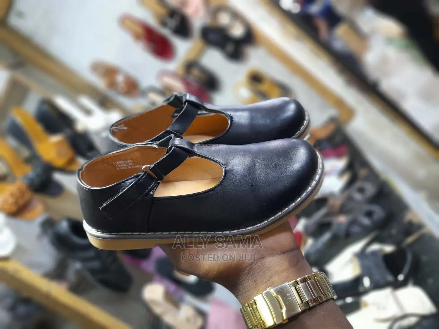 School Shoes Bkack
