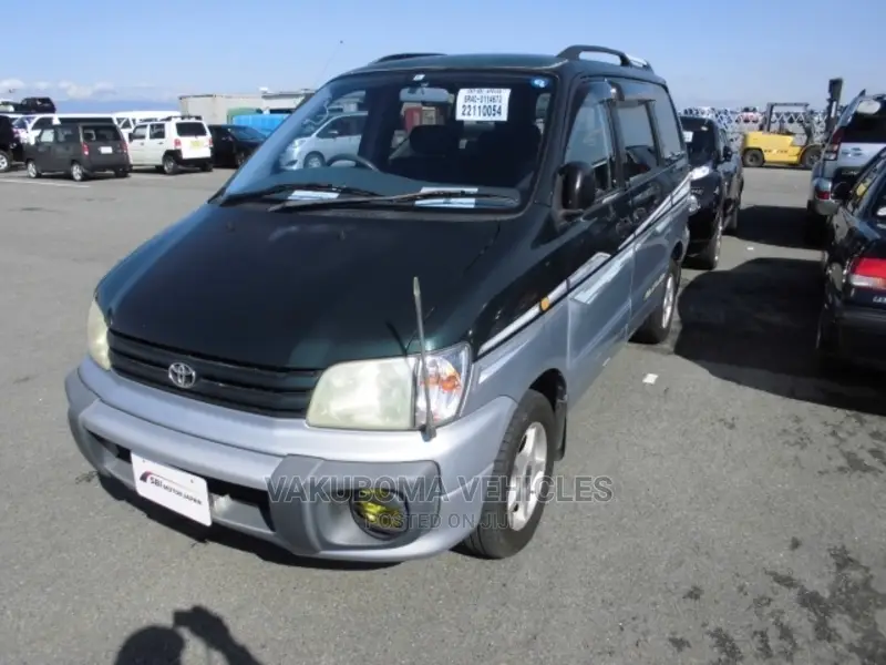 Toyota TownAce 1998 Green