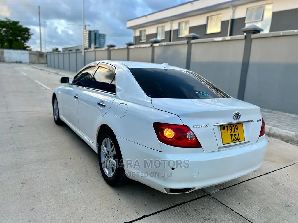 Toyota Mark X 2005 White