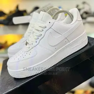 Nike Air Force 1