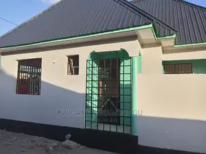 3bdrm Apartment in Chamazi Kwa Mapemba, Mbagala for Sale