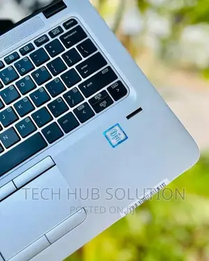 Laptop HP EliteBook 820 G3 8GB Intel Core I5 HDD 500GB