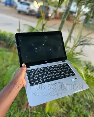 Laptop HP EliteBook 820 G3 8GB Intel Core I5 HDD 500GB