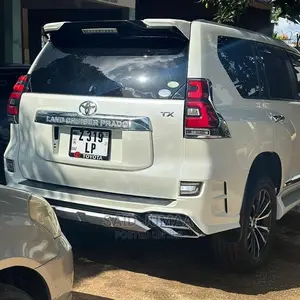 Toyota Land Cruiser Prado 2.7 VVT-i 2015 White