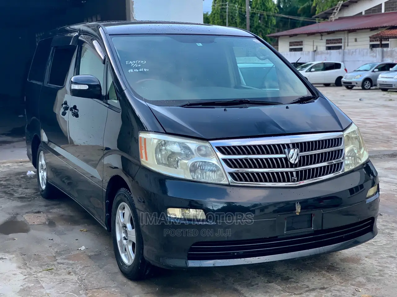 Toyota Alphard 2004