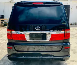 Toyota Alphard 2004