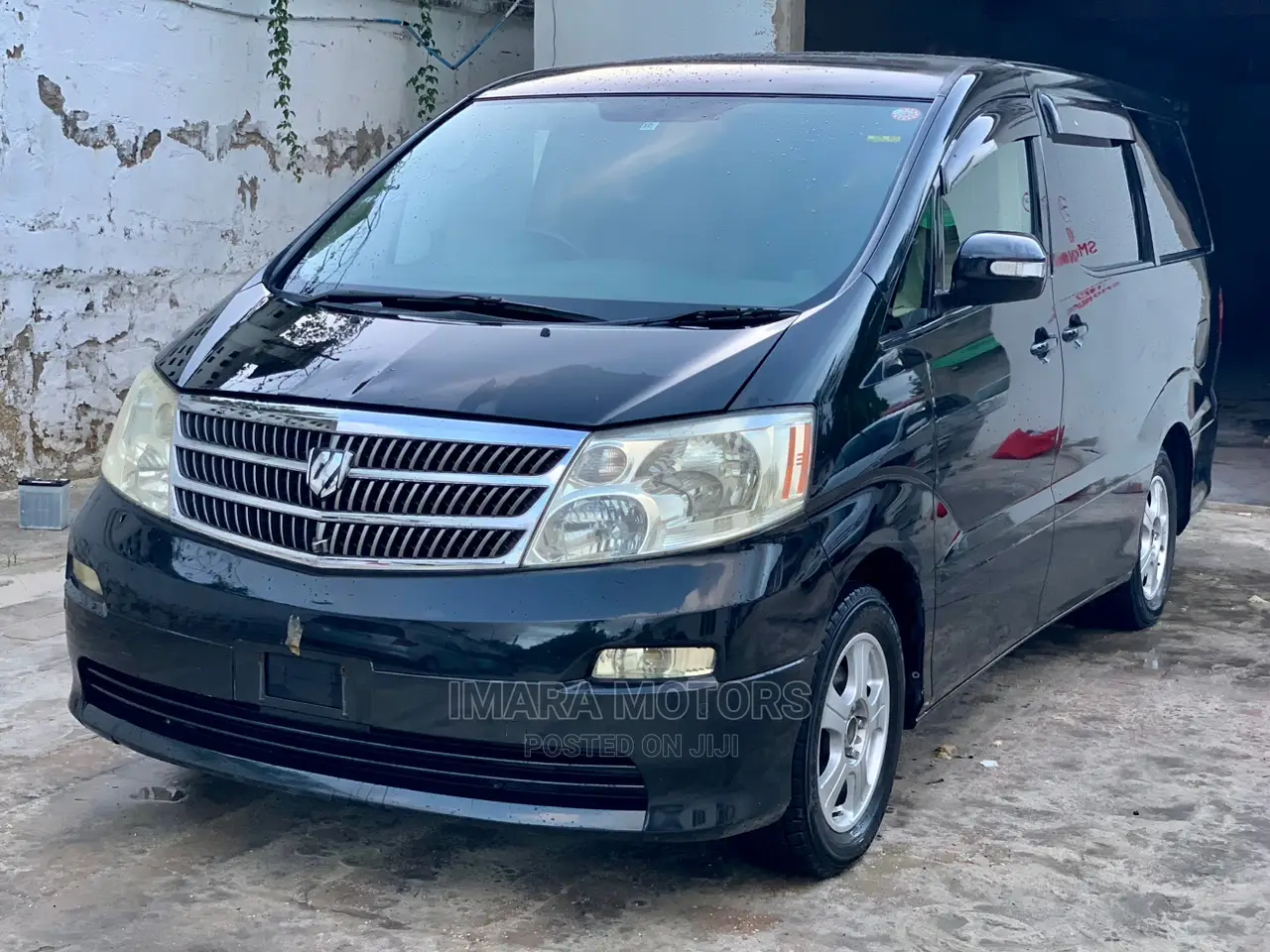 Toyota Alphard 2004