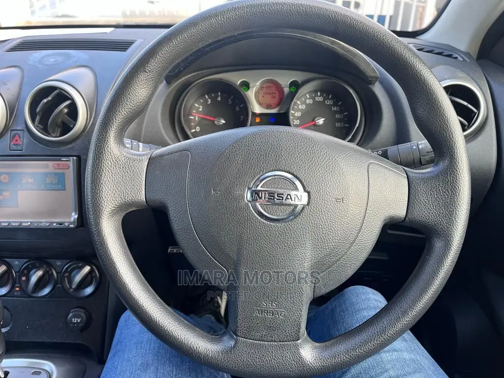 Nissan Dualis 2007 Beige
