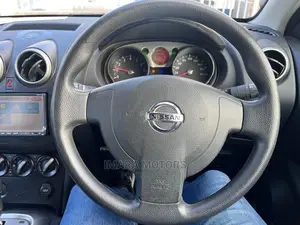 Nissan Dualis 2007 Beige