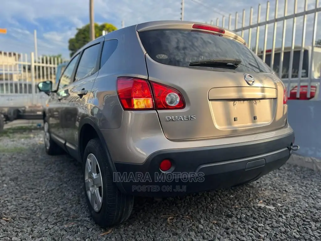 Nissan Dualis 2007 Beige