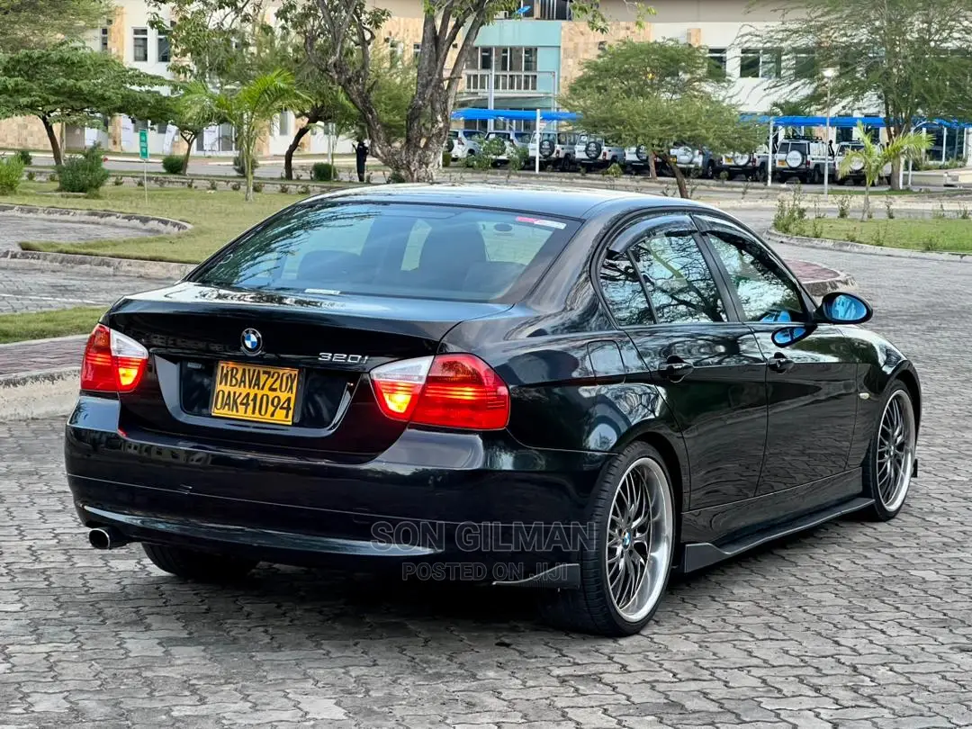 BMW 3 Series 2005 Black