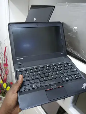 Laptop Lenovo ThinkPad X131e 4GB Intel Core 2 Duo HDD 320GB