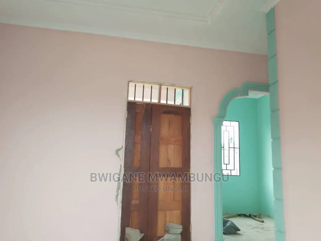 3bdrm Apartment in Mikum Chamazi, Mbagala for Sale
