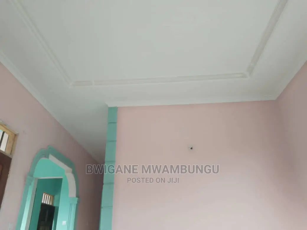 3bdrm Apartment in Mikum Chamazi, Mbagala for Sale