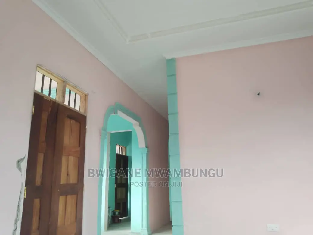 3bdrm Apartment in Mikum Chamazi, Mbagala for Sale