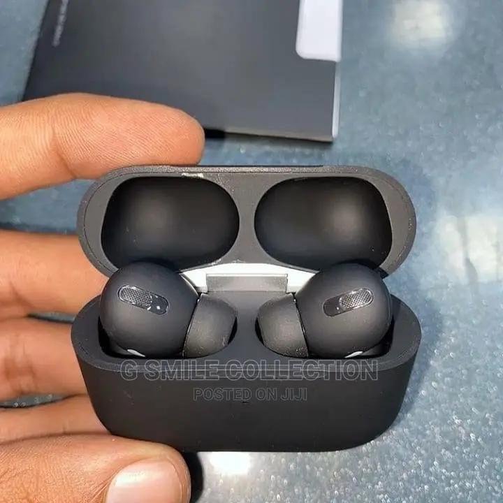 Black Airpods Pro