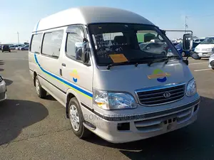 Toyota HiAce 2002 Grey