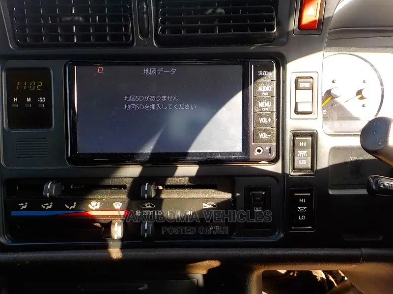 Toyota HiAce 2002 Grey