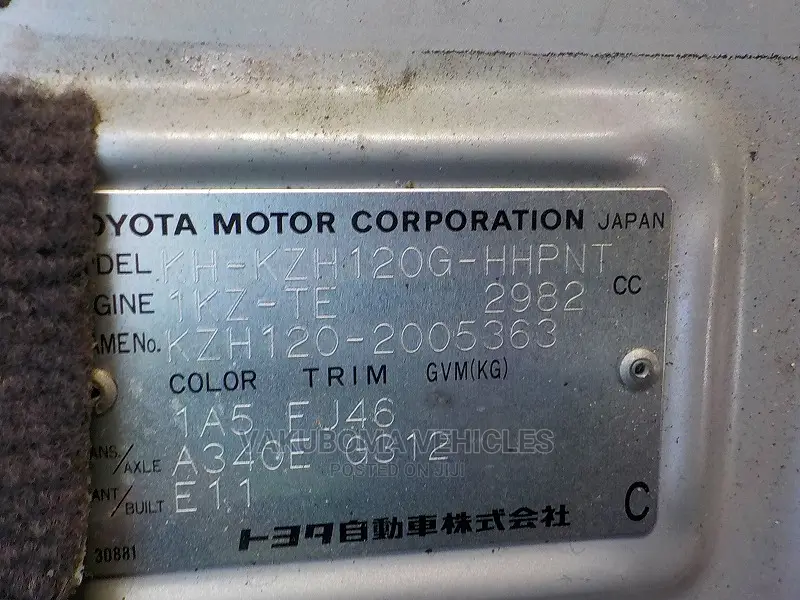 Toyota HiAce 2002 Grey