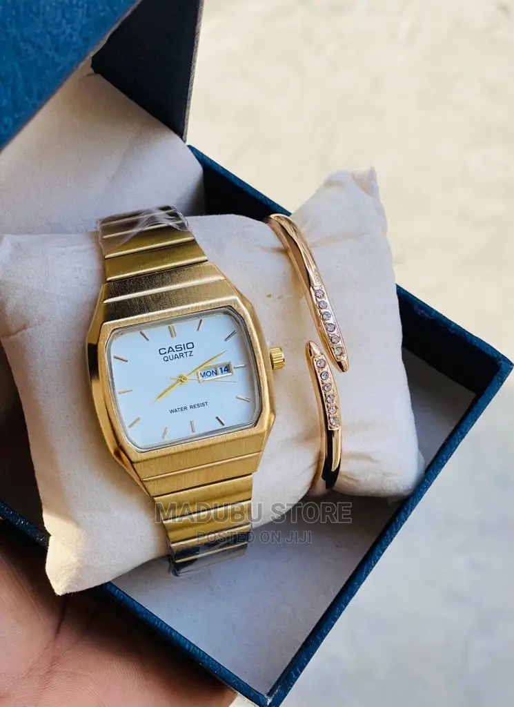 A Set of Watch + Bracelet