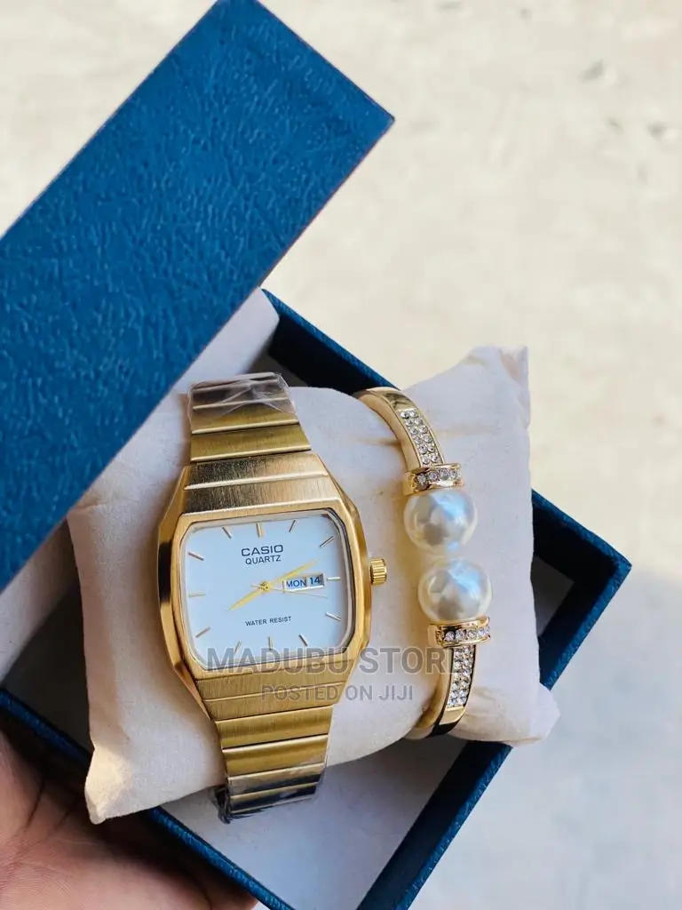 A Set of Watch + Bracelet
