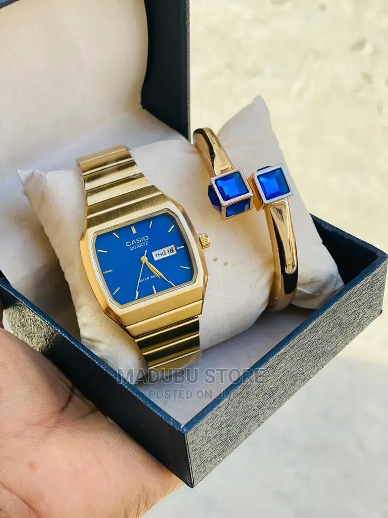 A Set of Watch+ Bracelet