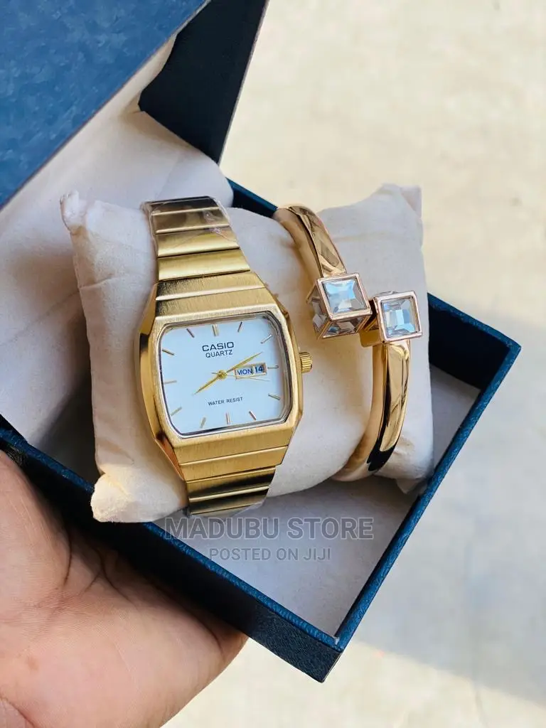 A Set of Watch+ Bracelet