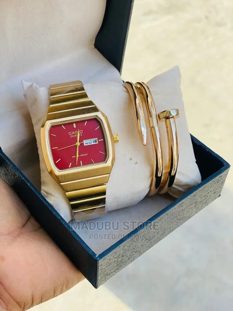 A Set of Watch+ Bracelet