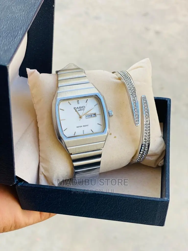 A Set of Watch+ Bracelet