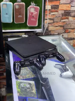 Game Ps4 Slim 1TB With 14GAMES