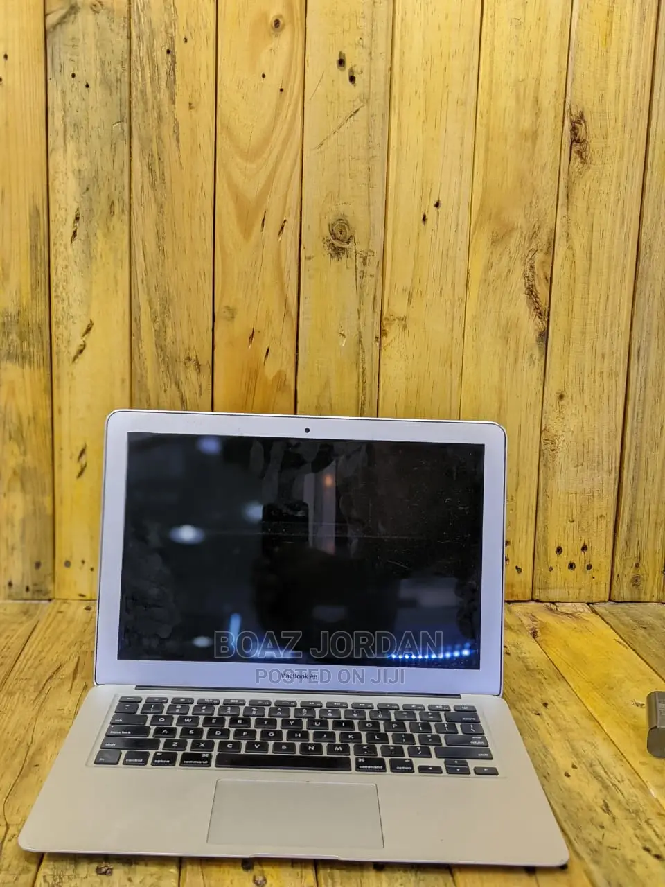 New Laptop Apple MacBook Air 2013 4GB Intel Core I5 SSD 128GB