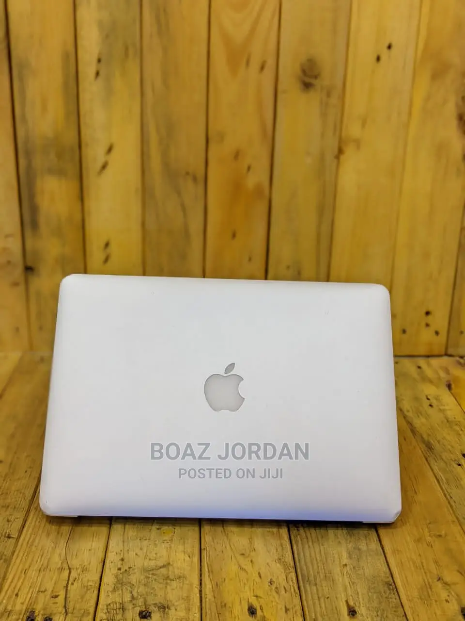 New Laptop Apple MacBook Air 2013 4GB Intel Core I5 SSD 128GB