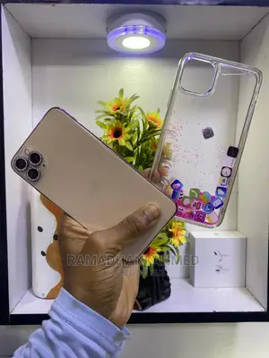 Apple iPhone 11 Pro Max 64 GB Gold