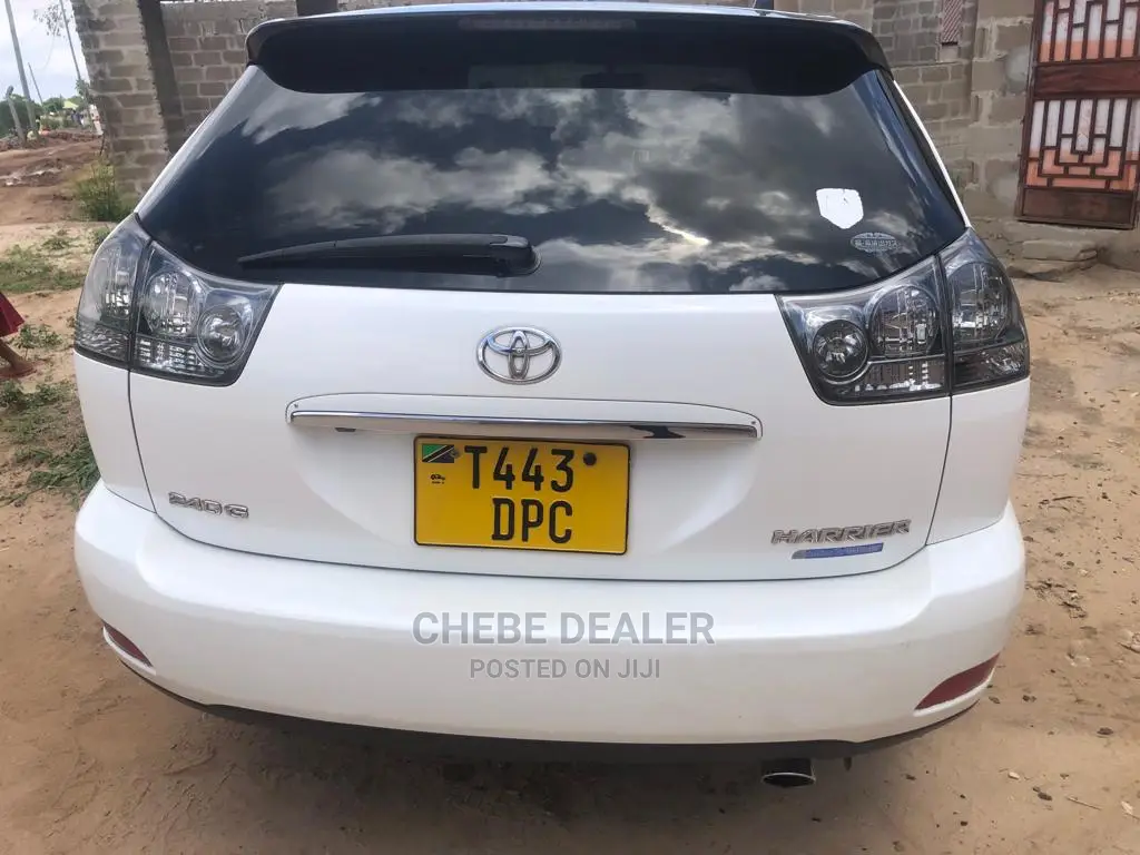 Toyota Harrier 2.4 2005 White